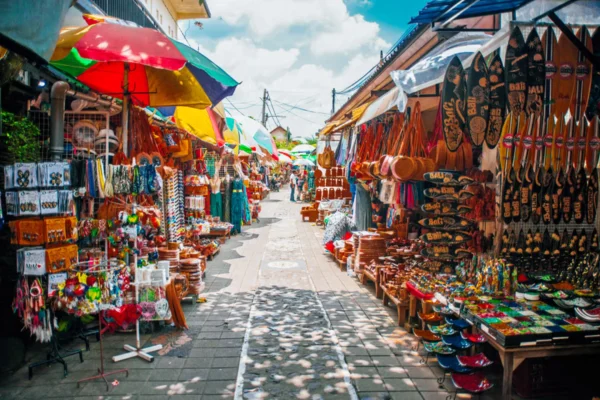 67dbdc8cb1f8d341a1e0046b_Ubud Art Market
