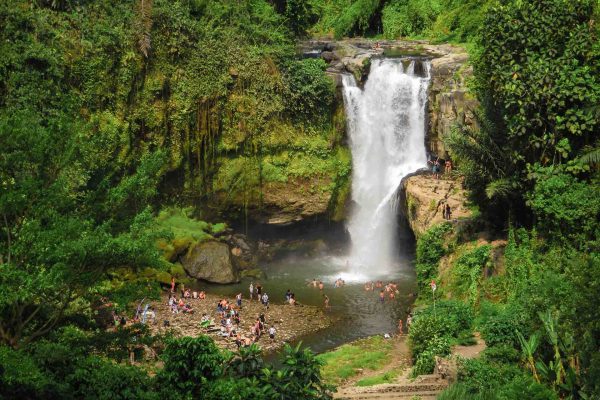 Tegenungan-Waterfall